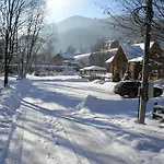 Guest house Mini Zakrut 3*