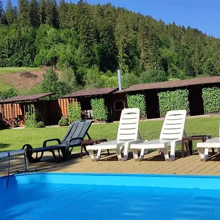 Mini Zakrut Guest house Tatariv