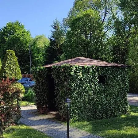 Mini Zakrut Guest house